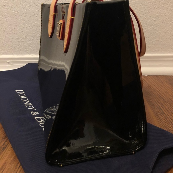 NEW DOONEY AND BOURKE HANDBAG - Picture 2 of 6